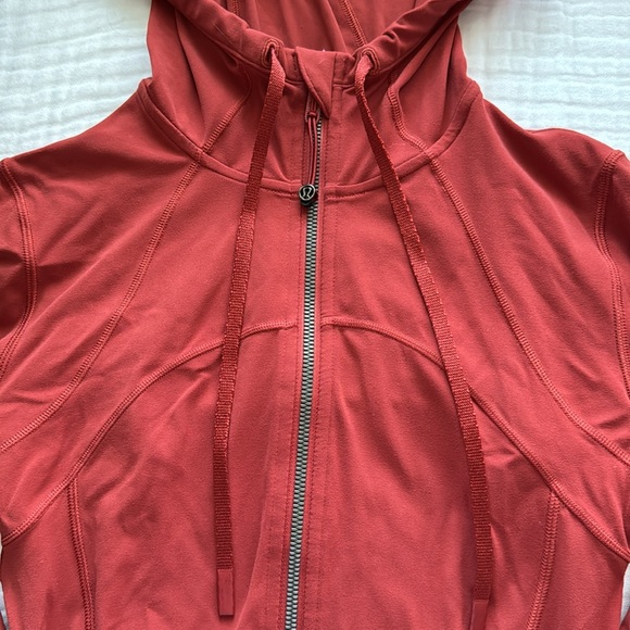 lululemon define hooded jacket - Picture 4 of 6
